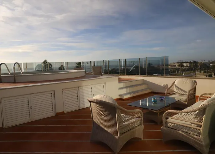 Casa Magniflex - Sea View Flat With Swimming Pool Апартаменты *